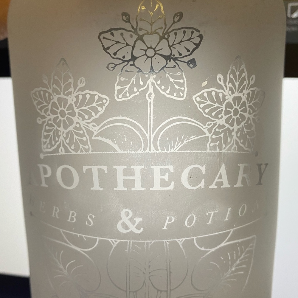 "APOTHECARY Herbs & Potions" Frosted Glass Decanter Halloween Decor NWT - Picture 3 of 4